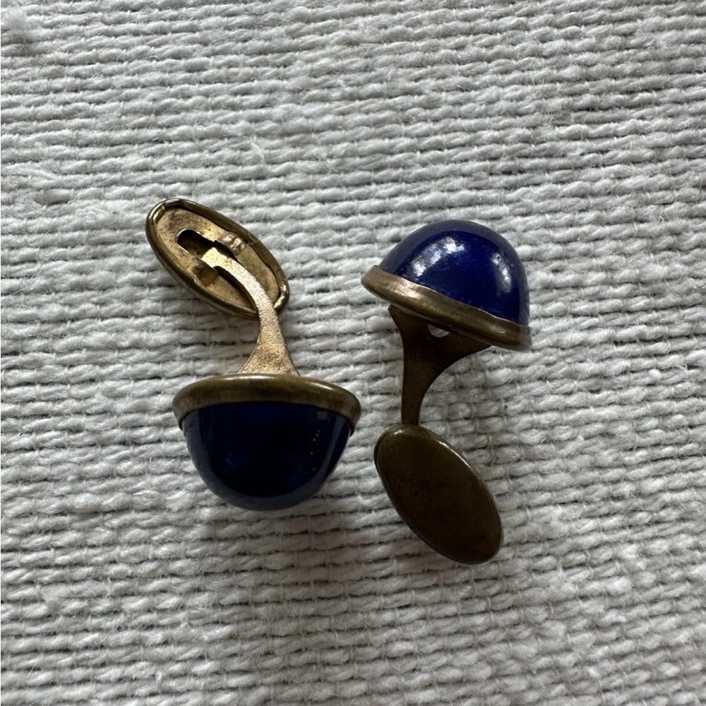 Vintage Source Unknown Deep Blue and Gold Cuff Links - Picture 9 of 10